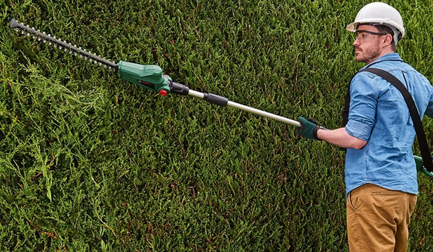 Bosch - Hækkeklipper - Batteridrevet (Batteri og lader inkluderet)