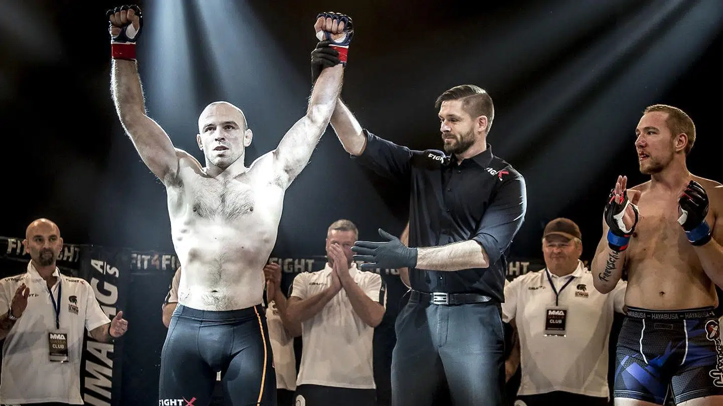 Mark O. Madsen efter sin kamp mod den tidligere svenske MMA-mester Matthias Freyschuss under MMA Galla i Nykøbing Falster Hallen lørdag den 13. januar 2018.
