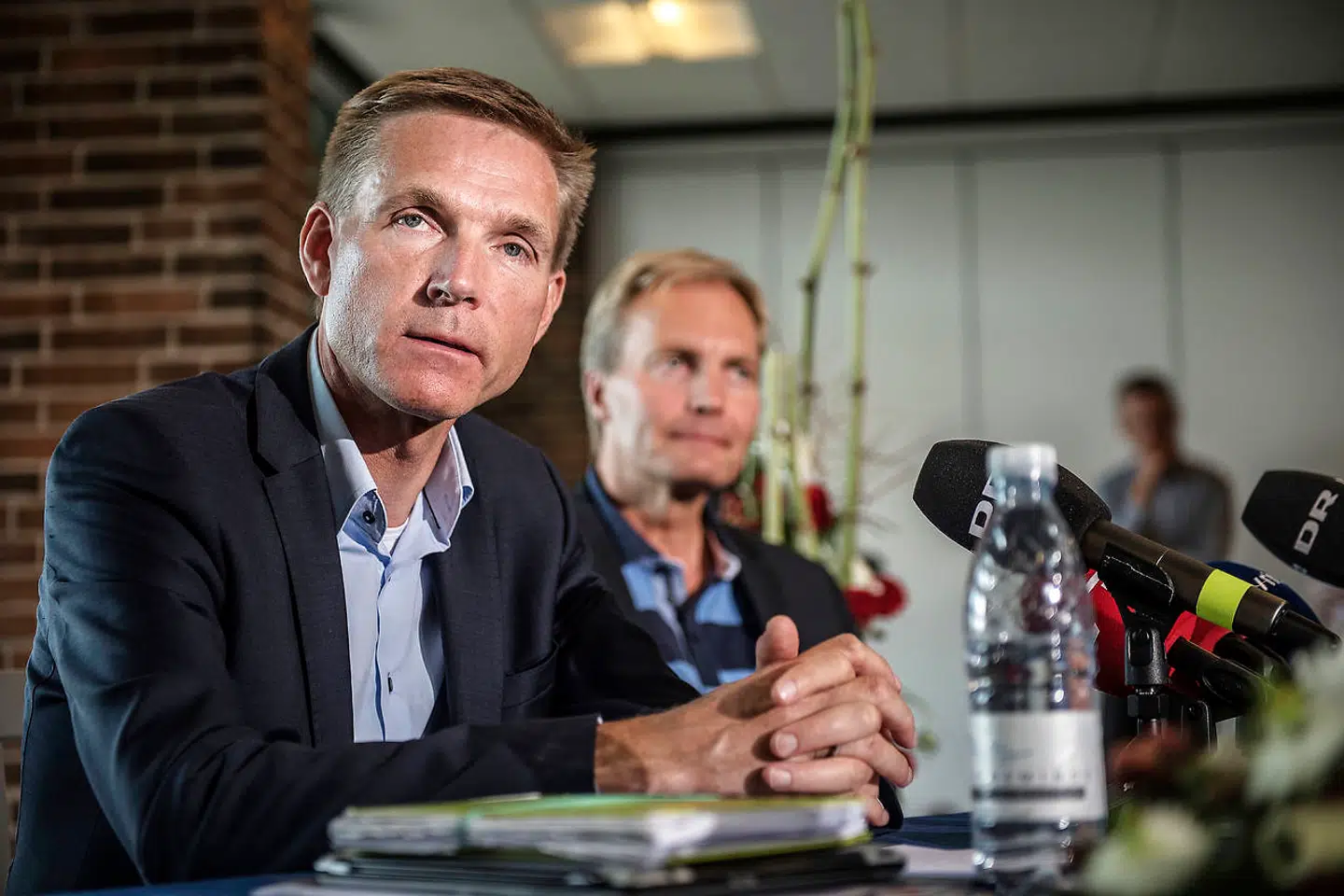 Kristian Thulesen Dahl (DF) mener, at sundhedsmyndighedernes fraråd mod at åbne bl.a. restauranter og efterskoler bygger på mavefornemmelser frem for videnskabelige argumenter. (Foto: Ólafur Steinar Gestsson/Scanpix 2016)