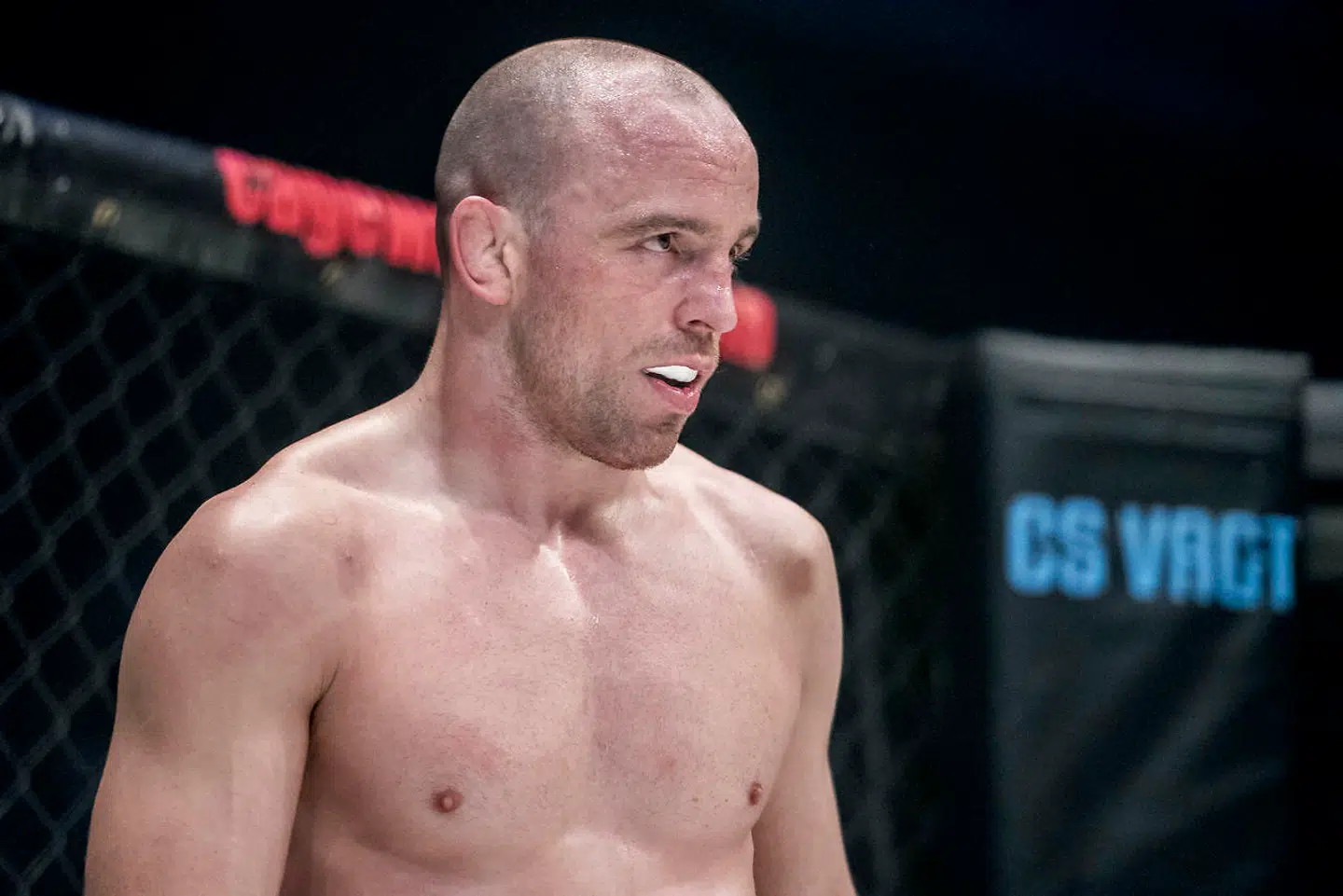 Mark O. Madsen kæmpede mod Thibaud Larchet under MMA-stævnet 'Cage Warriors' i K.B. Hallen på Frederiksberg lørdag den 9. marts 2019.