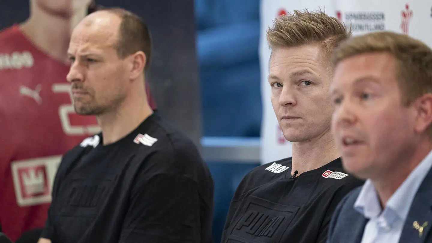 Jesper Jensen præsenteret som ny landstræner for kvinderne på et pressemøde i Kolding mandag den 2. marts 2020. Her med Lars Jørgensen til ventre og. (Foto: Claus Fisker/Ritzau Scanpix)