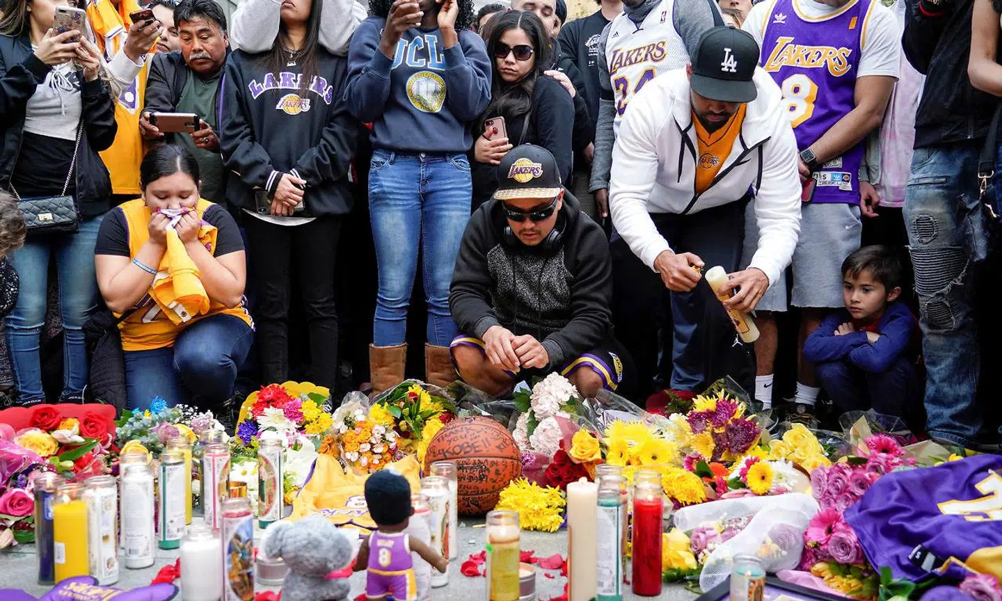 Tusindvis af fans har vist deres medfølelse for NBA-legenden.