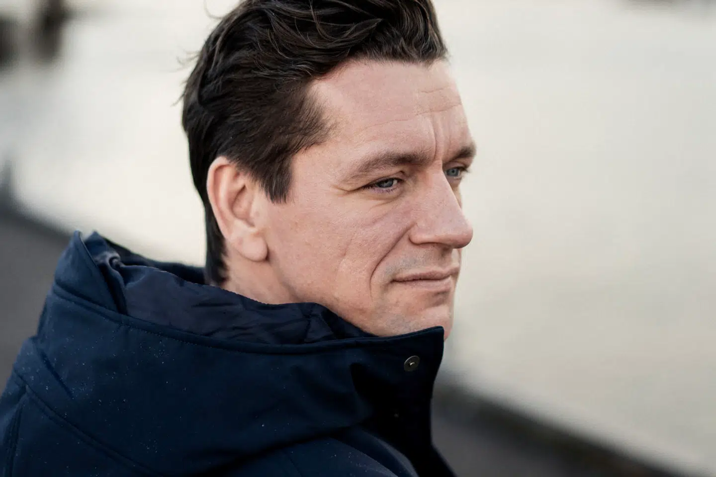 »Arbejdets land« er Kaare Dybvad Beks tredje bog. De to forhenværende hedder »De lærdes tyranni« og »Udkanstmyten«.