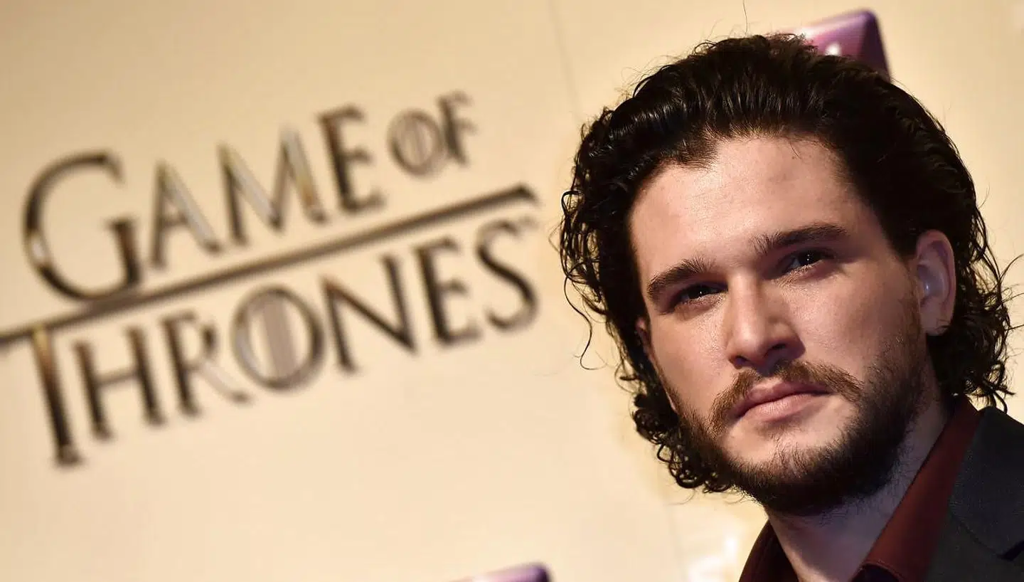 Kit Harrington spiller rollen som John Snow i den verdenskendte serie Game of Thrones.