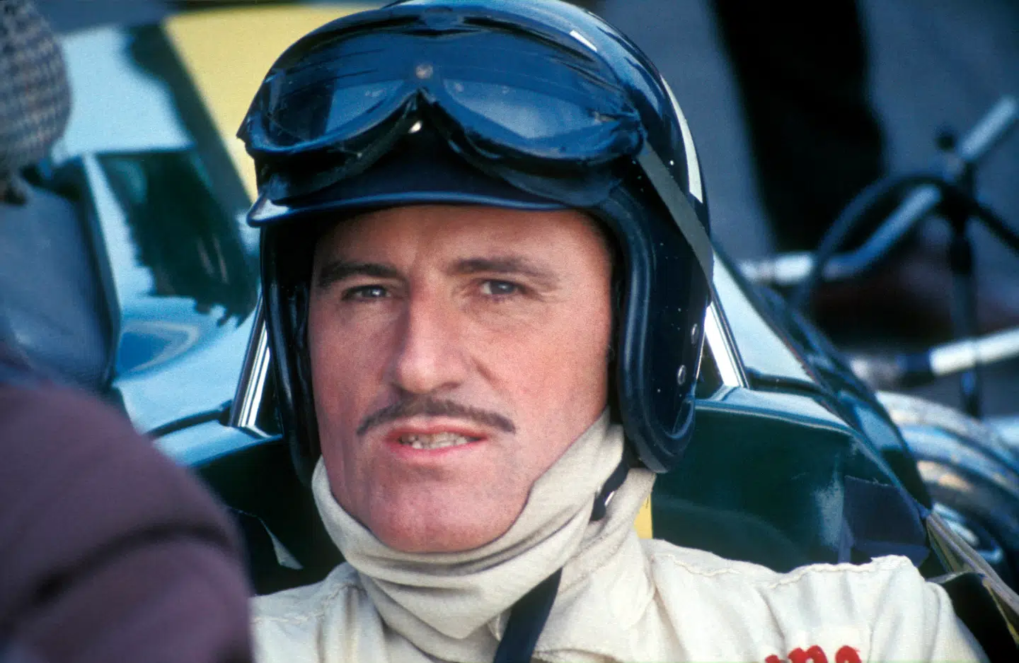Englænderen Graham Hill er indtil nu den eneste, der har scoret 'motorsportens hattrick' - sejre i Monacos Grand Prix, Le Mans og Indy 500.