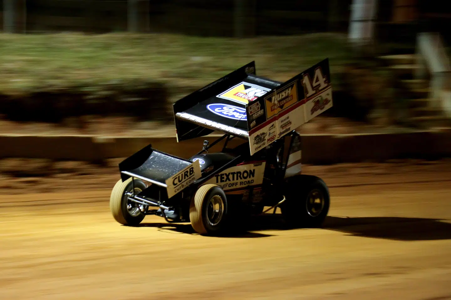 Kevin Magnussen var begejstre, da han sidste år prøved den ærke-amerikanske form for motorsport, Sprintcars.