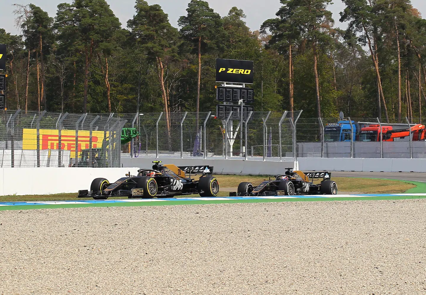 Magnussen foran Grosjean på Hockenheim.