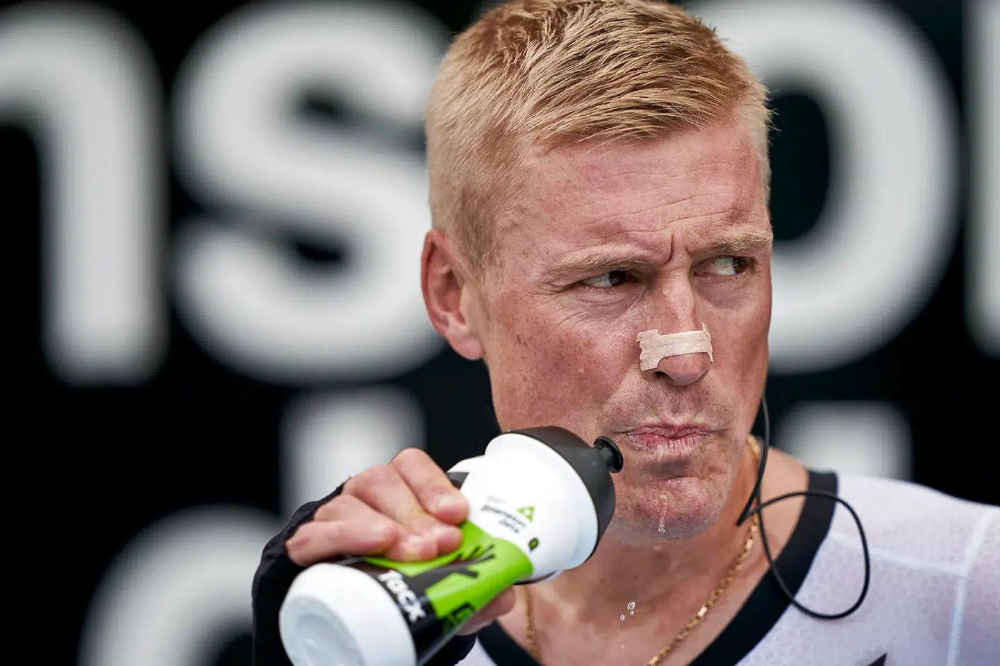 Dimension Datas Lars Bak tror fuldt og fast på, at han kan komme ind inden for tidsgrænsen på de resterende bjergetaper i årets Tour de France.