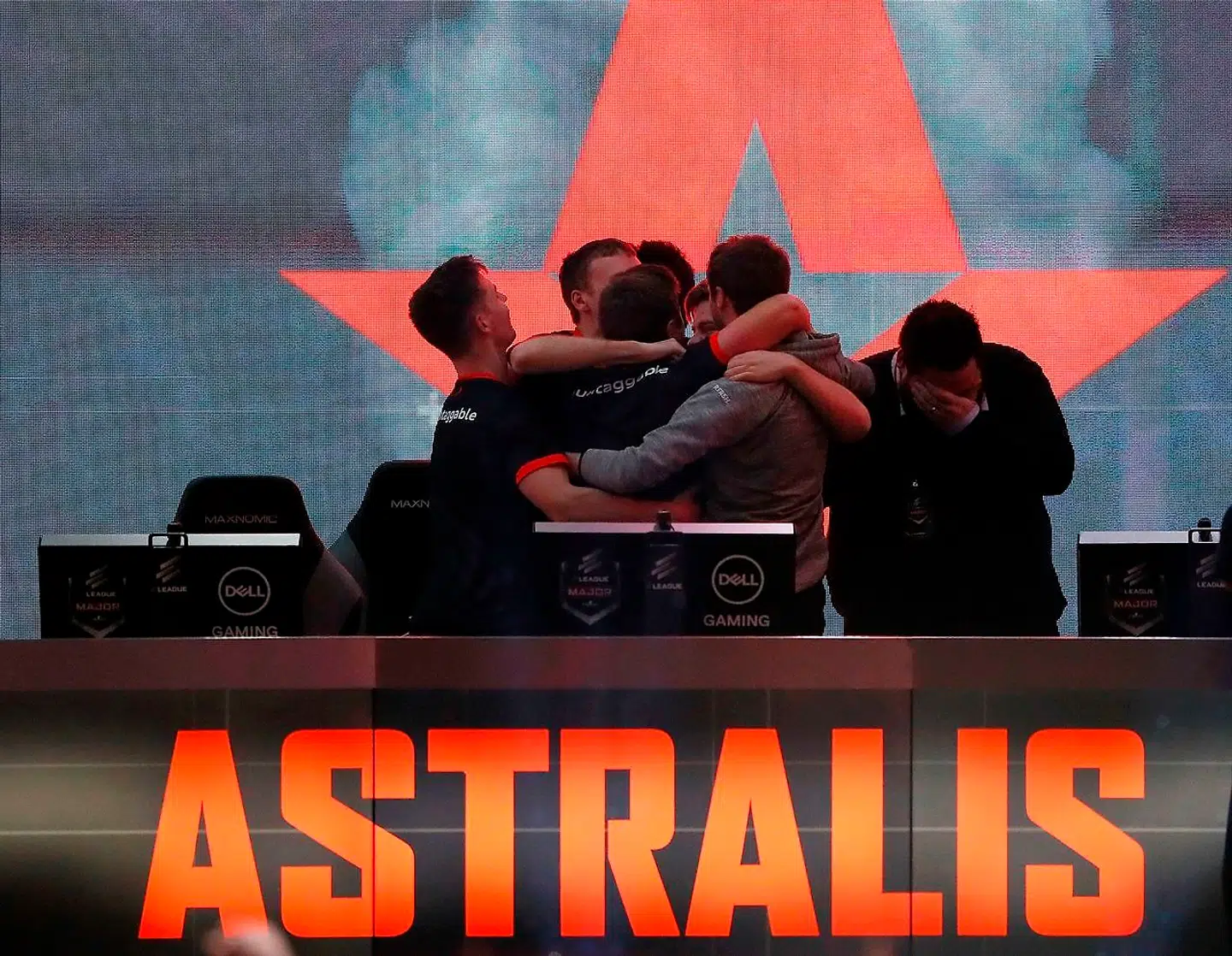 (ARKIV) Det danske esportshold Astralis fejrer sejren i the ELEAGUE: Counter-Strike: Global Offensive Major Championship finals i Atlanta, Georgia, USA, den 29. januar 2017. På få år er Astralis gået fra at være et navn i esportskredse til at være kendt i hele Danmark. Det har vendt op og ned på spillernes liv og givet ansvar. Det skriver Ritzau, mandag den 1. april 2019. (Foto: Kevin C. Cox/Ritzau Scanpix)