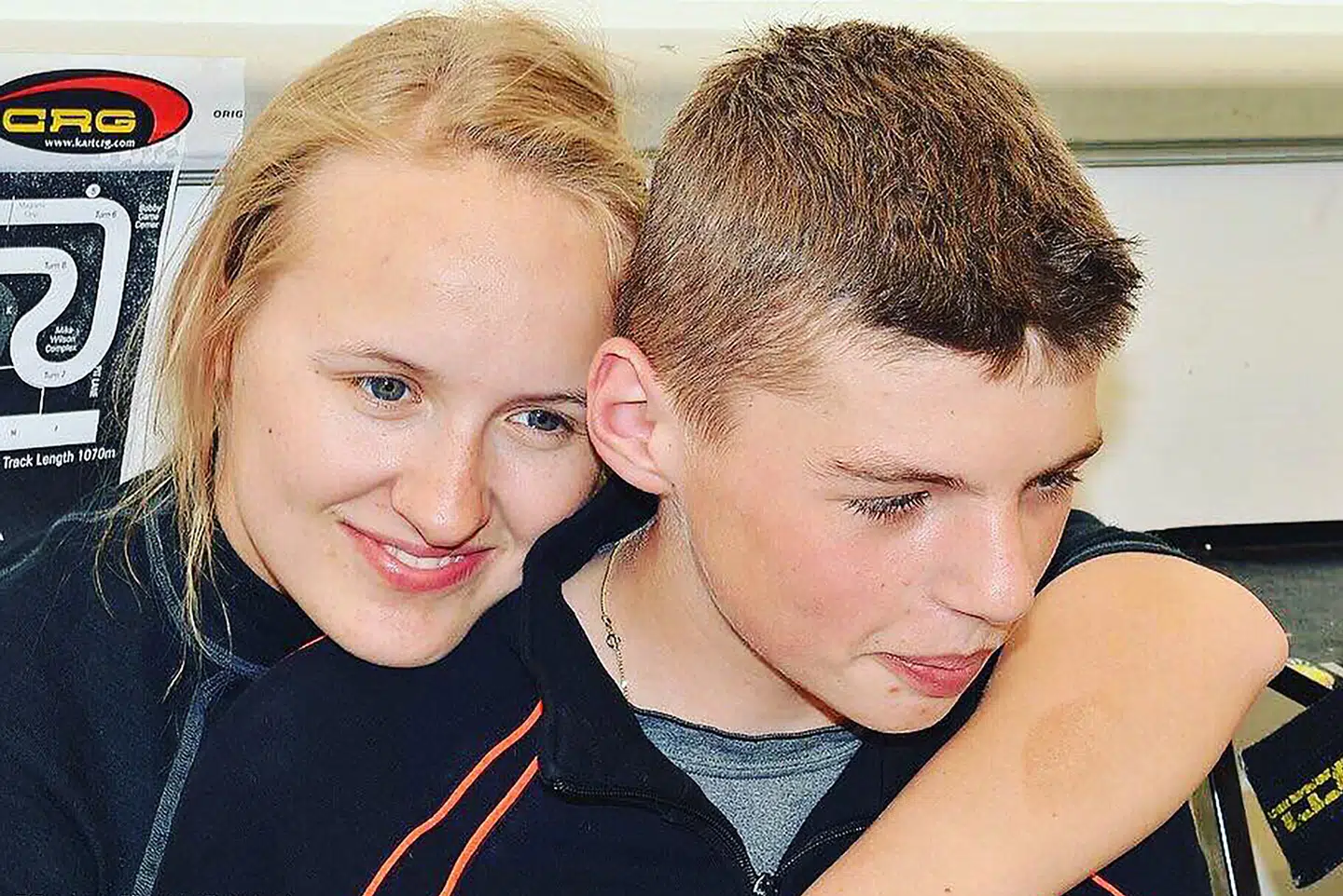 Michelle Gatting, der her ses sammen med sin ven, Formel 1-køreren Max Verstappen