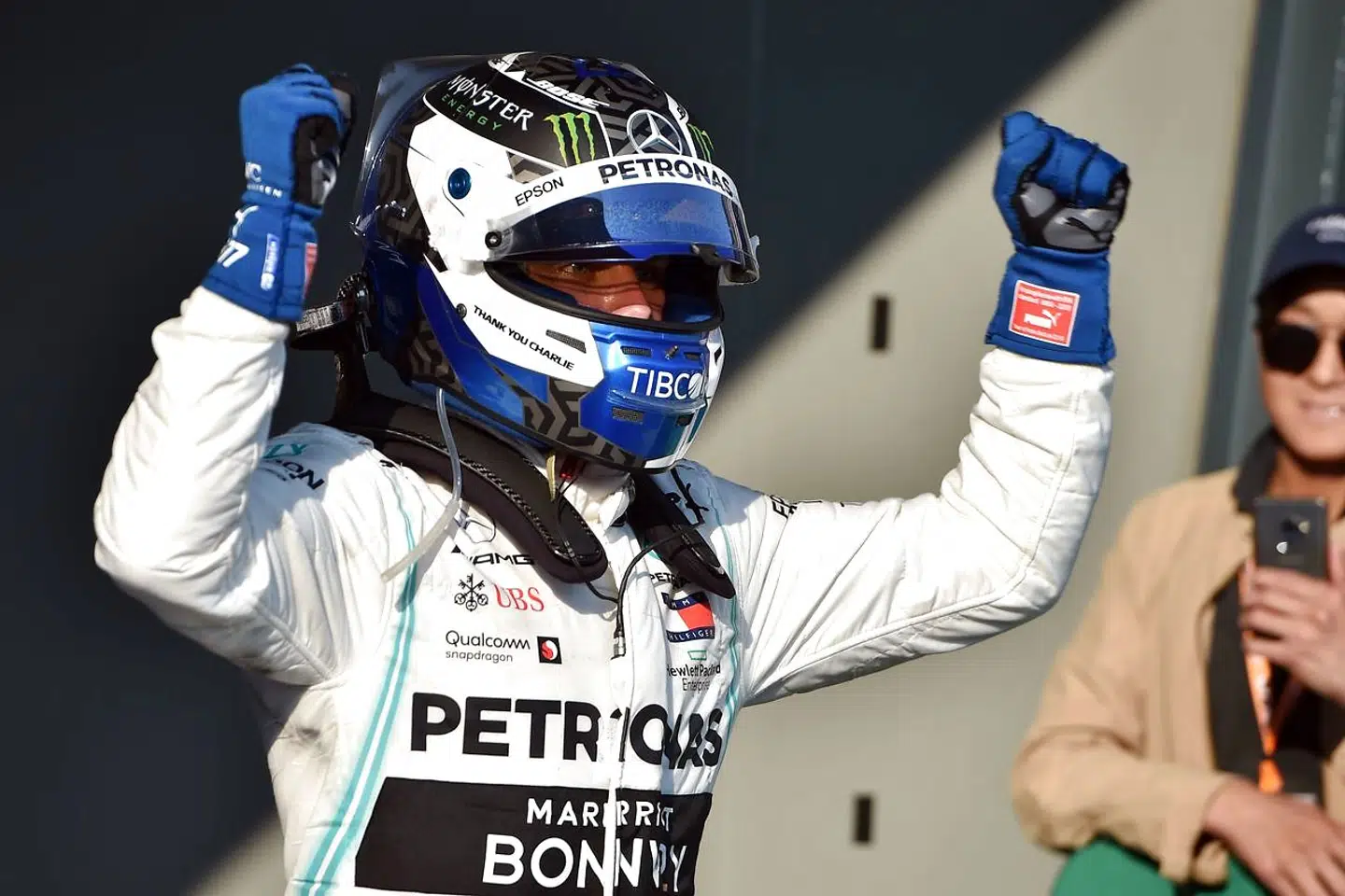 Mercedes' Finnish driver Valtteri Bottas celebrates winning the Formula One Australian Grand Prix in Melbourne in Melbourne on March 17, 2019. (Photo by Peter PARKS / AFP) / - - IMAGE RESTRICTED TO EDITORIAL USE - STRICTLY NO COMMERCIAL USE - -