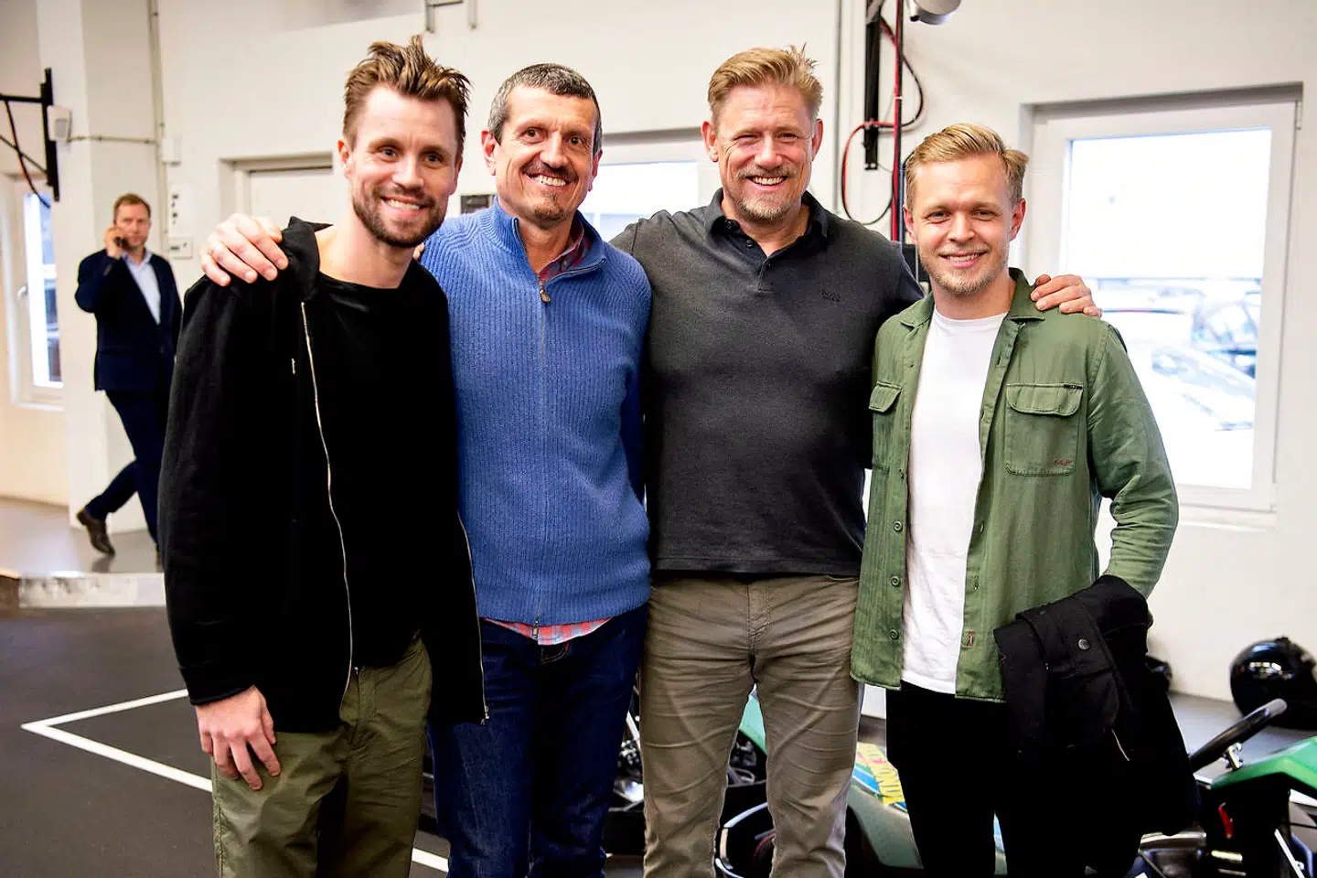 Gokart Mini Le Mans event hos Power Racing i Herlev med mulig deltagelse af kendte som Kevin Magnussen og Michael Maze og Peter Schmeichel mfl. Team Blue med Michael Maze, Guenther Steiner, Peter Schmeichel og Kevin Magnussen.