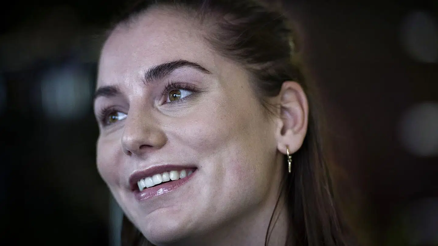 Mie Højlund under et pressemøde i Nantes.