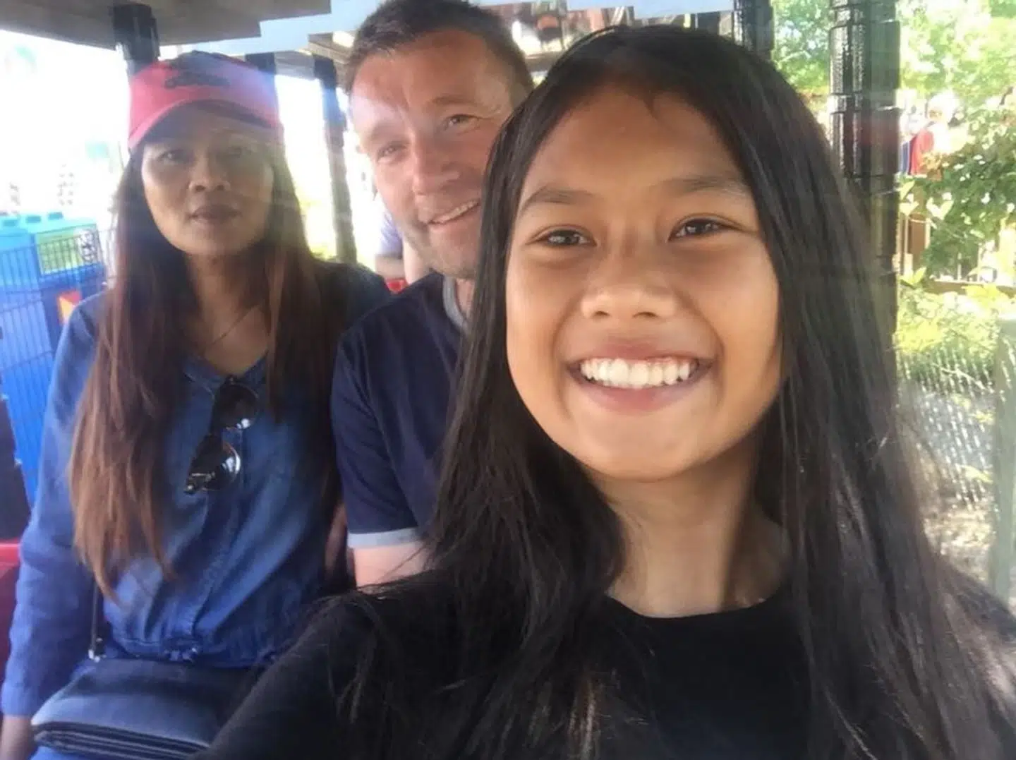 Aphinya er 13 år og flyttet til Tyskland, da hun blev udvist af Danmark. Hun vil gerne være læge.