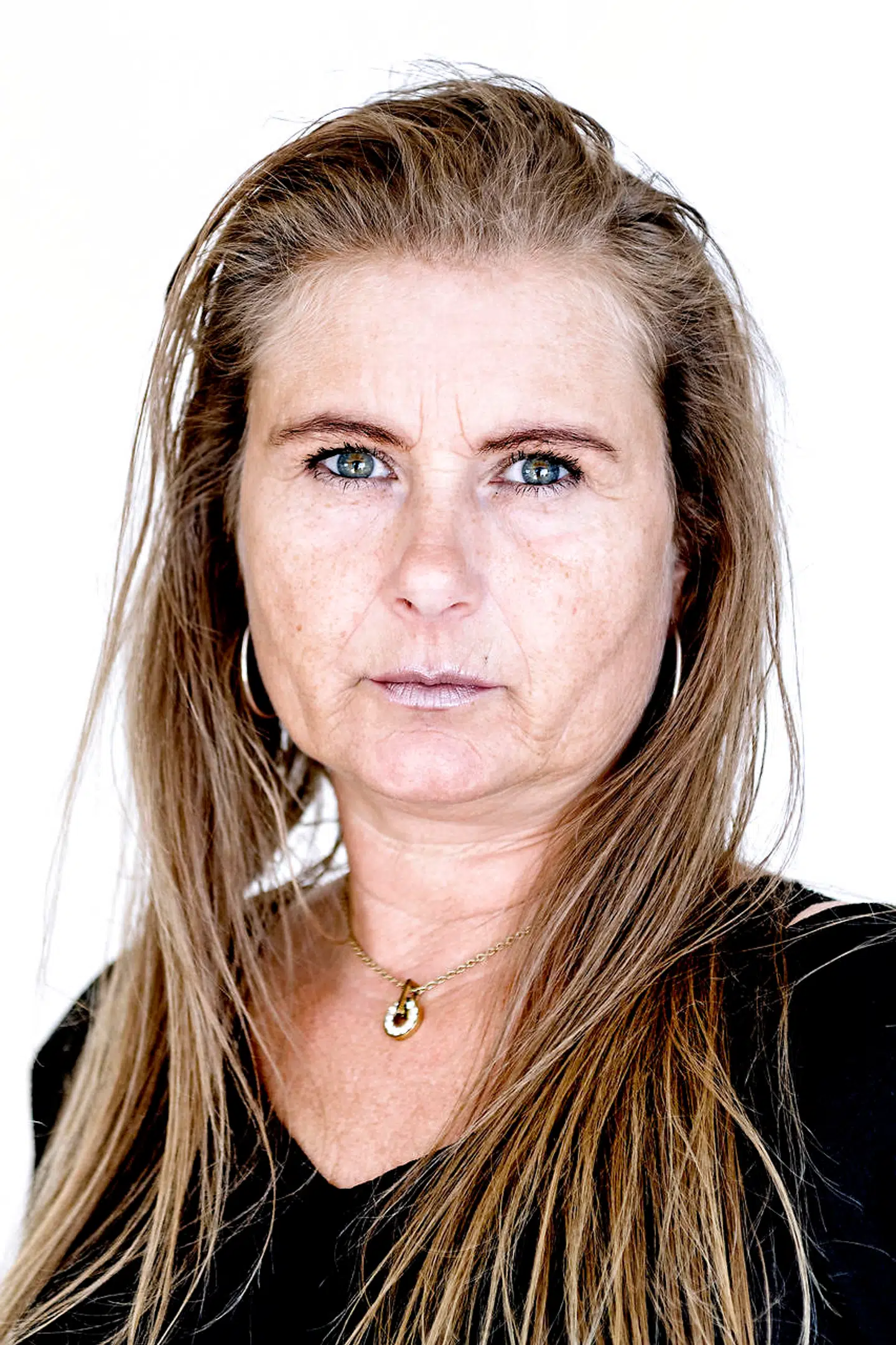 Tannie håber på, at hun med sin historie kan være med til at hjælpe andre i samme situation. Hun har i flere år arbejdet på en bog om sit liv og sin fars misbrug.