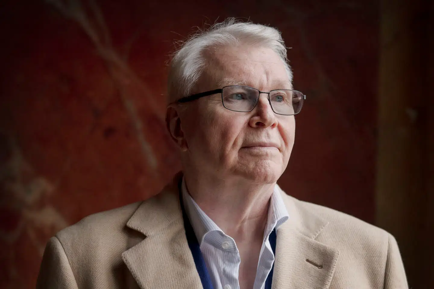 Peter Asschenfeldt blev kendt i den bredere offentlighed, da han som ung millionær festede igennem på byens smarte barer. I dag siger han, at han ikke orker mere drama, for den har han fået, så hatten passer.