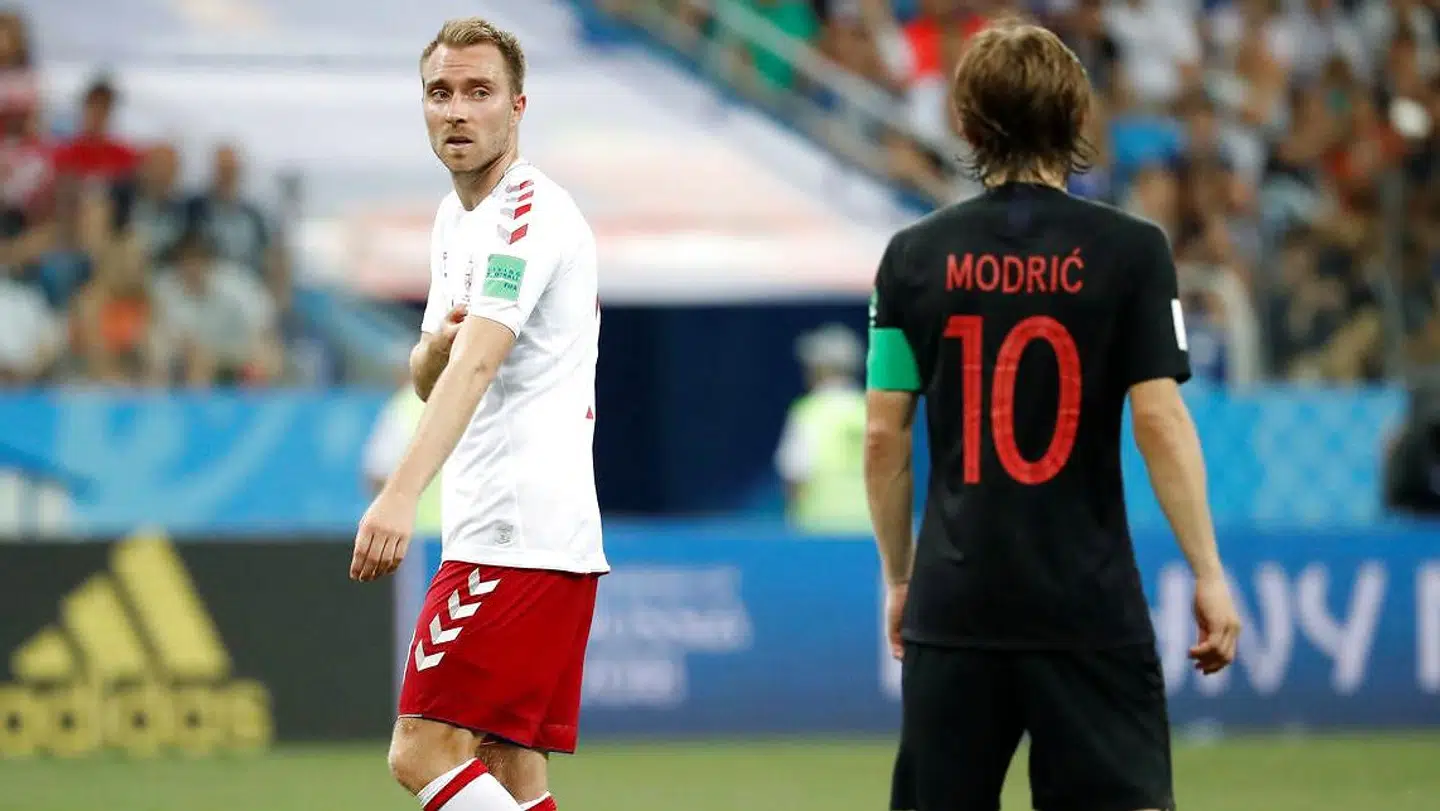 Christian Eriksen (tv.) stod overfor Luka Modric i Kroatien-kampen.