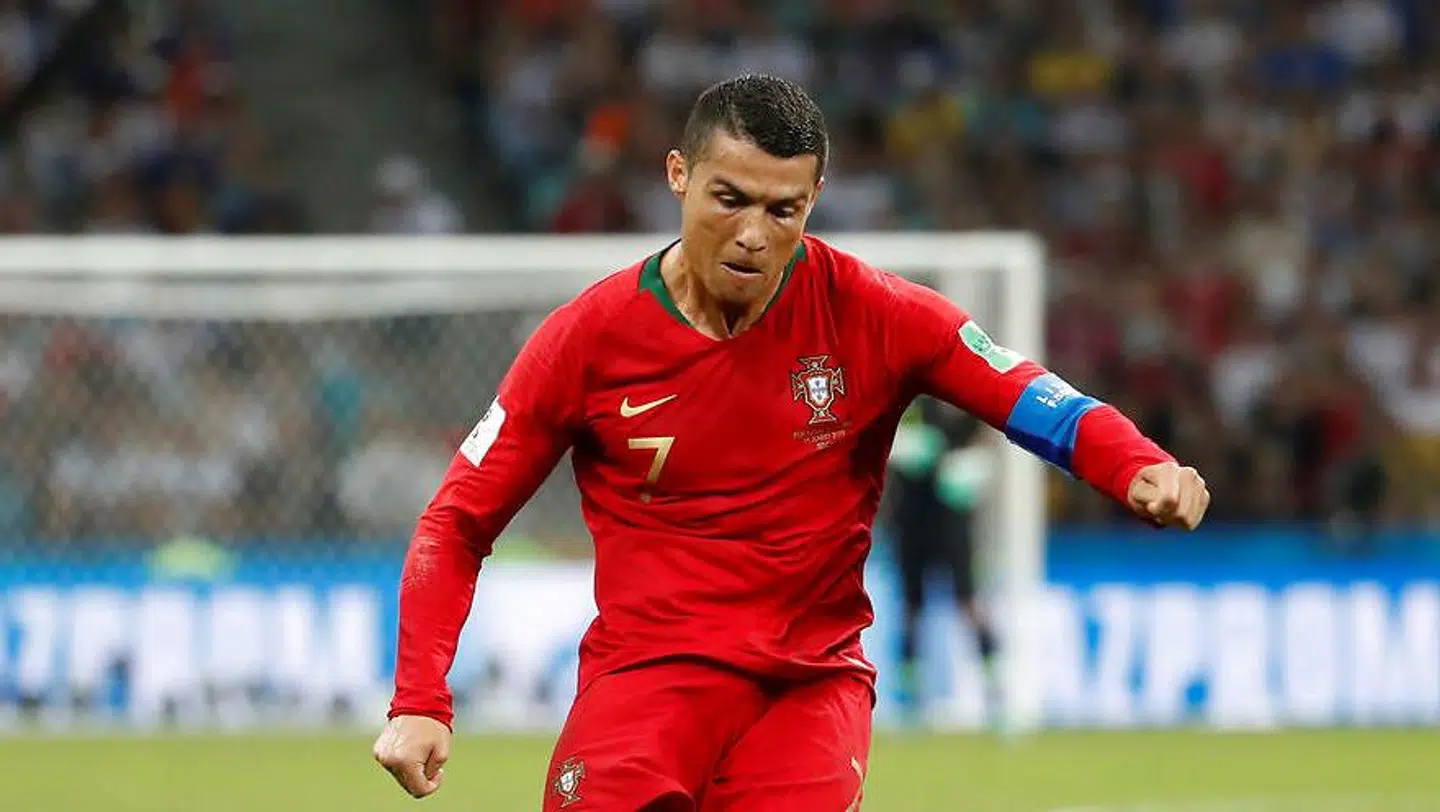 Ronaldo sparker frispark mod Spanien.