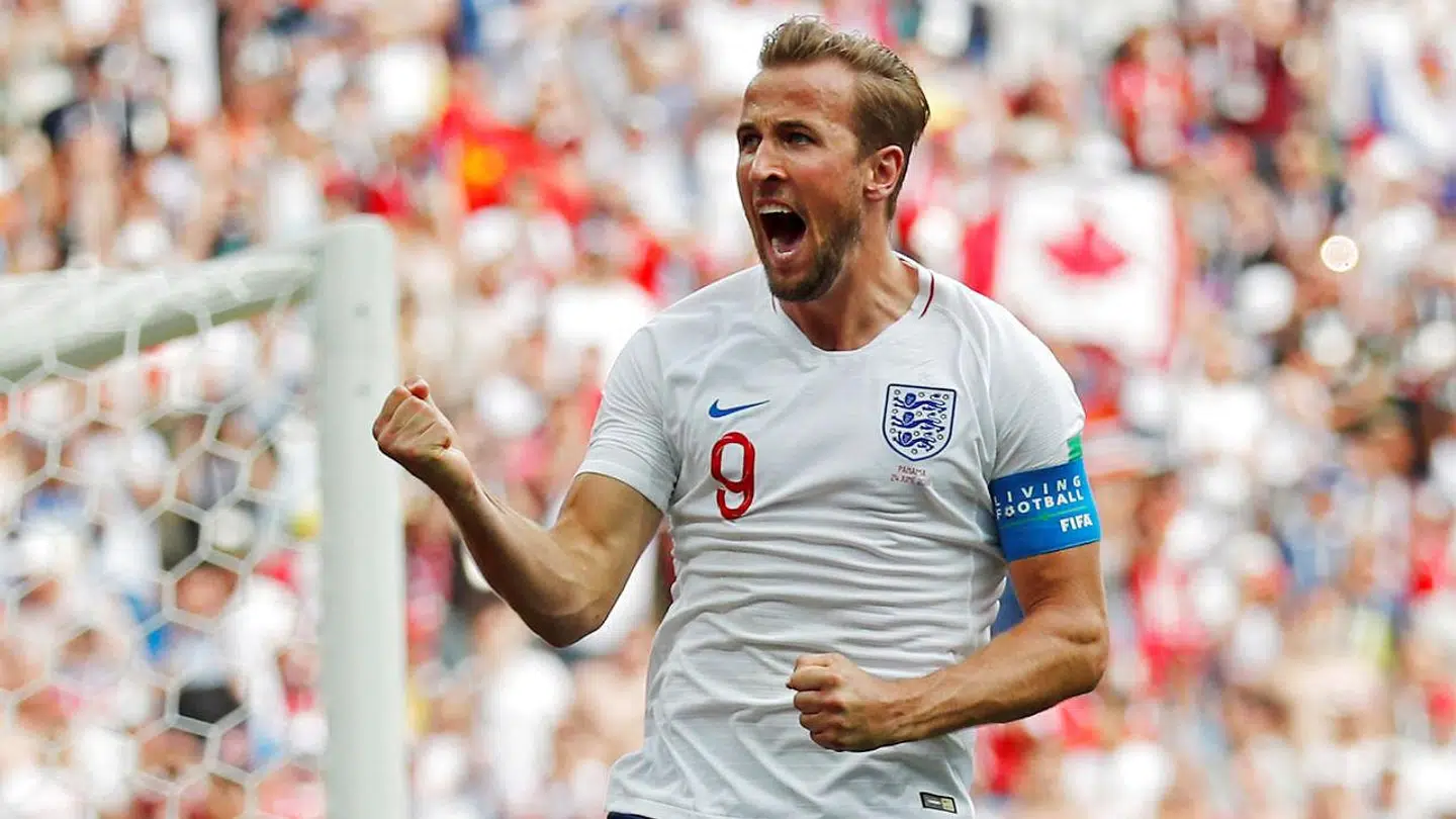 Englands Harry Kane fejrer sin anden scoring mod Panama til VM i Rusland.