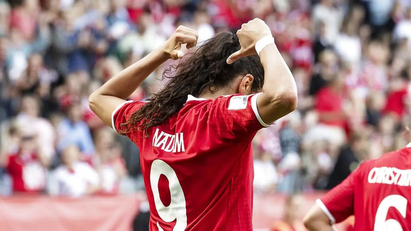 Nadia Nadim er ekspert på DR og ikke TV2 under VM.