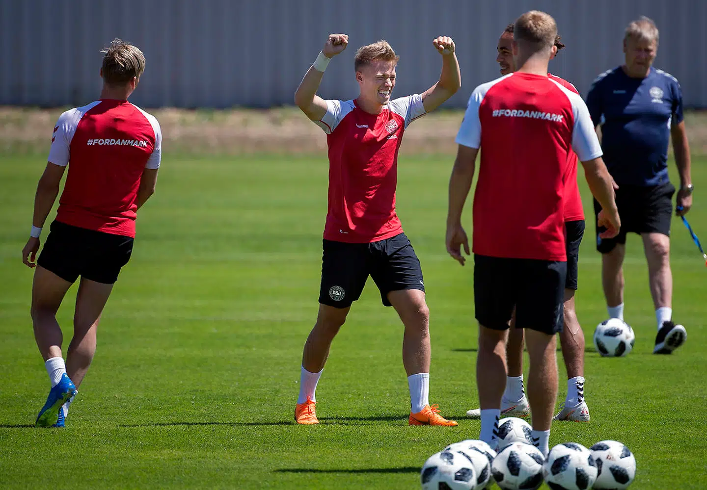 Viktor Fischer under landsholdstræning i Anapa.