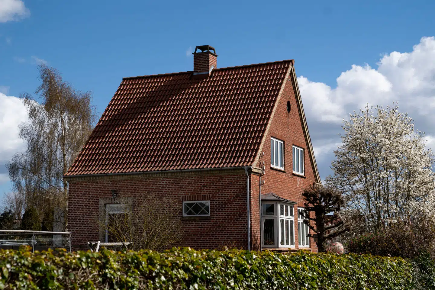 En læser vil gerne vide, hvad han skal gøre med sit lån, så han kan begynde at spare mere op i stedet for at afdrage så meget om måneden. Modelfoto: Tobias Kobborg/Ritzau Scanpix
