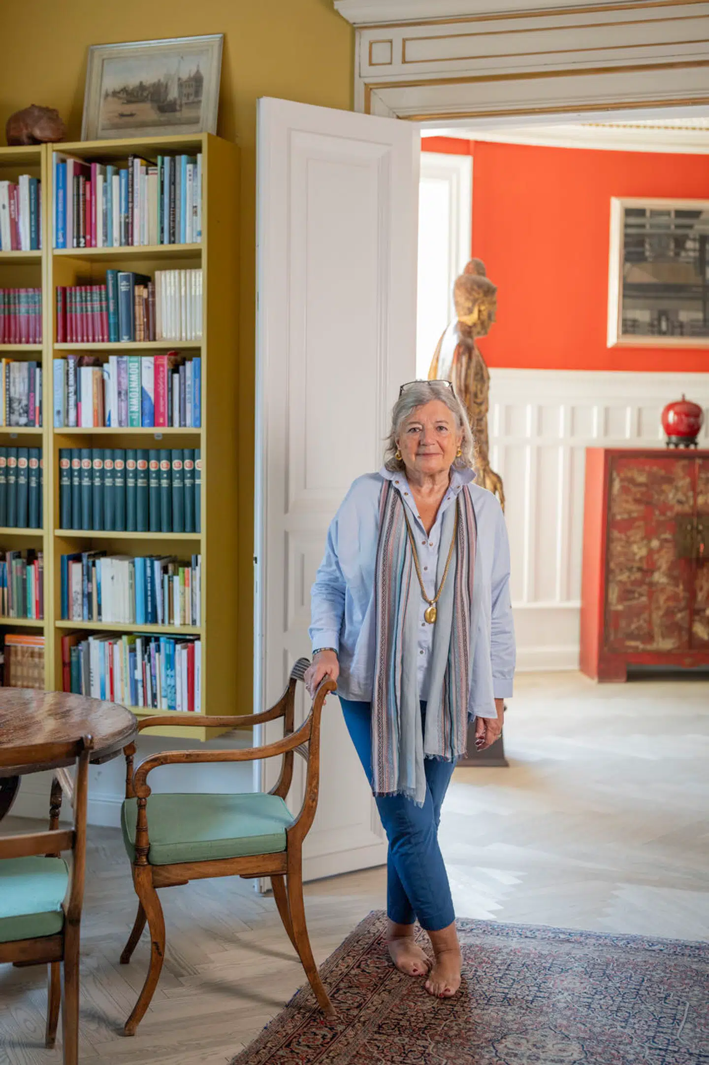 »Min mand, Jacob, er født under en heldig stjerne – det er jeg ikke. Alt godt i mit liv har jeg kæmpet for. Men jeg ved, at jeg er kvinden i Jacobs liv – jeg kommer lige efter kunsten og kort før vores hunde!«