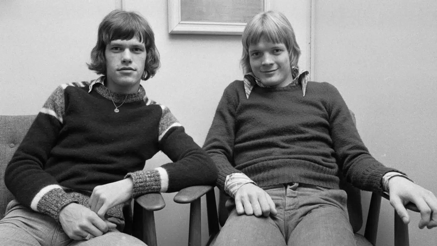 Frank Arnesen og Søren Lerby havde et nært forhold gennem hele deres karrierer, men det nagede Lerby i starten, at Arnesen brød igennem tidligere i Ajax, end han selv gjorde.