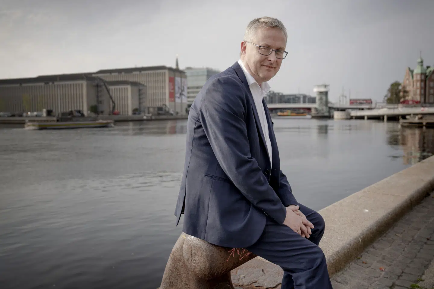 Fødevareminister Jacob Jensen (V) har været i Kina for at arbejde på, hvad han ser som en afgørende aftale for svinekødsindustrien i Danmark. Aftalen skal sørge for, at der stadig kan eksporteres svinekød til Kina, hvis afrikansk svinepest skulle ramme danske svin. (Arkivfoto).