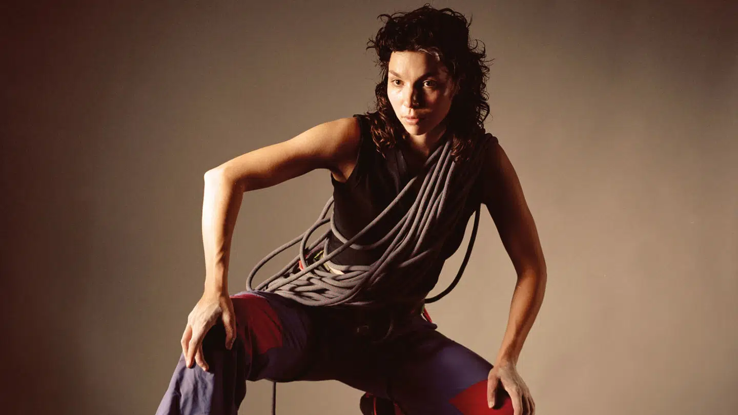 Svenske Lo Ersare, som Lucky Lo rigtigt hedder, er uddannet på Rytmisk Musikkonservatorium i København. »The Big Feel« er hendes andet album.