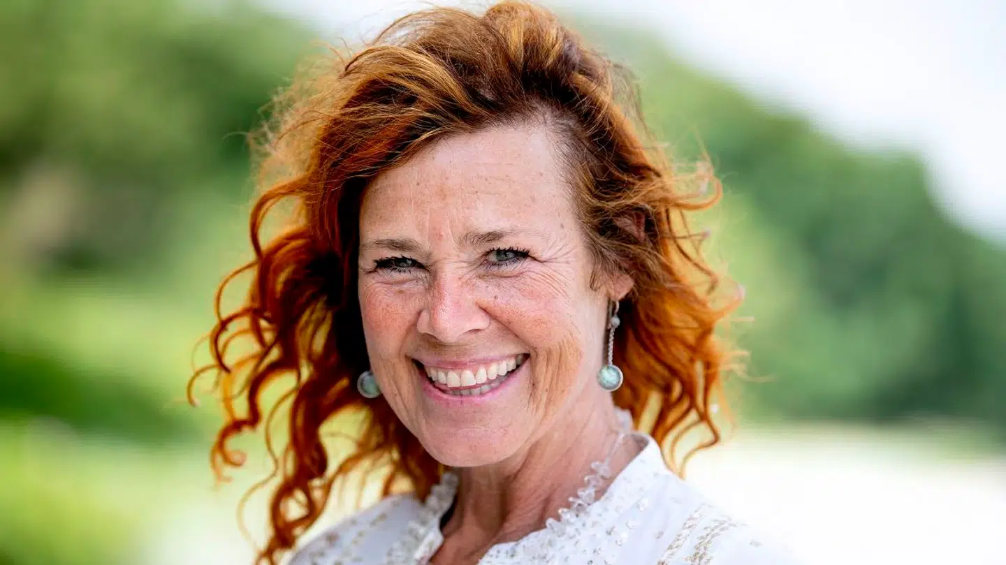 Sexolog Joan Ørting viser for første gang sin ellers hemmelige kæreste frem.