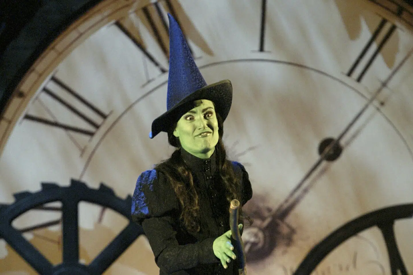 "Wicked" fik premiere på Broadways ikoniske skrå brædder i den amerikanske metropol New York for 20 år siden. Den rummer sange som "Defying Gravity", "Popular", "No One Mourns the Wicked" og "For Good". (Arkivfoto).