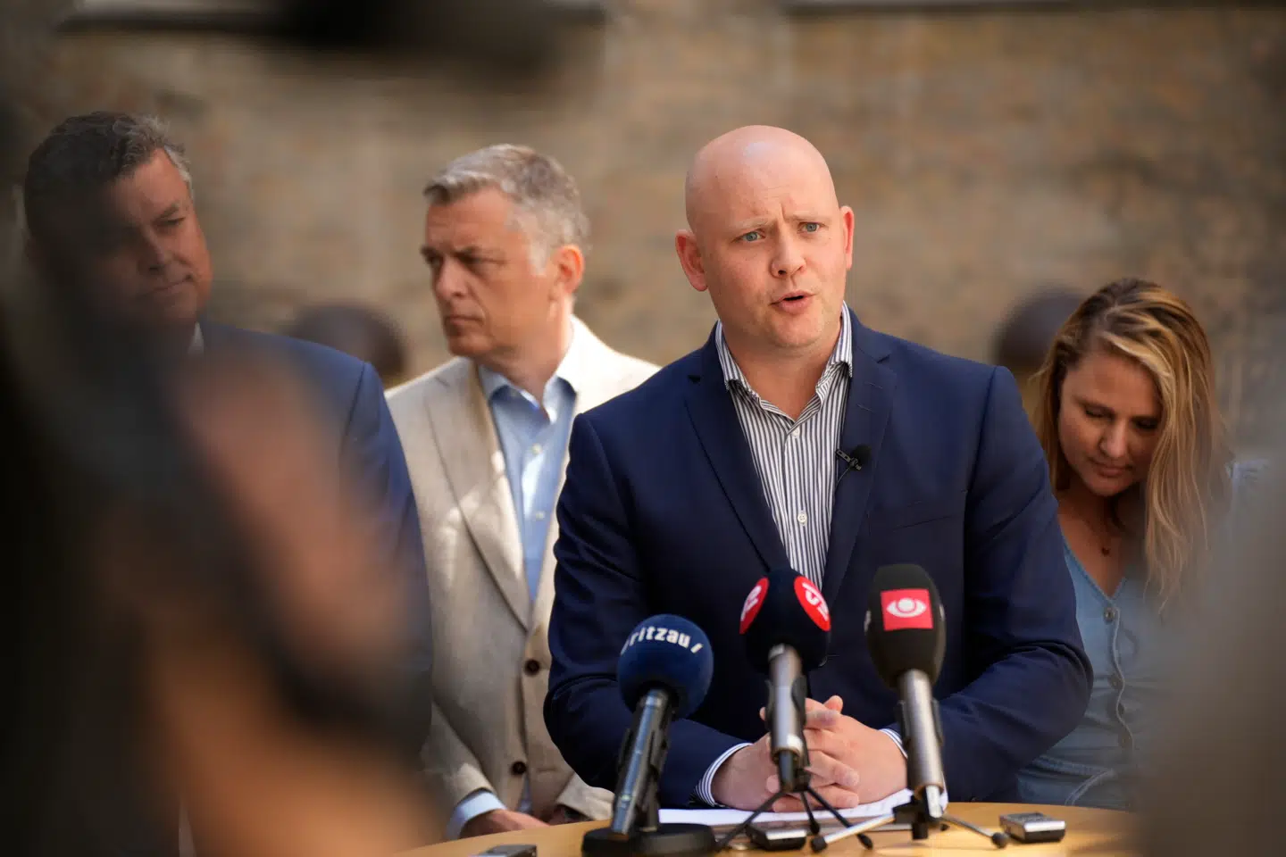 Anført af kulturminister Jakob Engel-Schmidt (M) har et bredt flertal onsdag præsenteret en ny medieaftale.