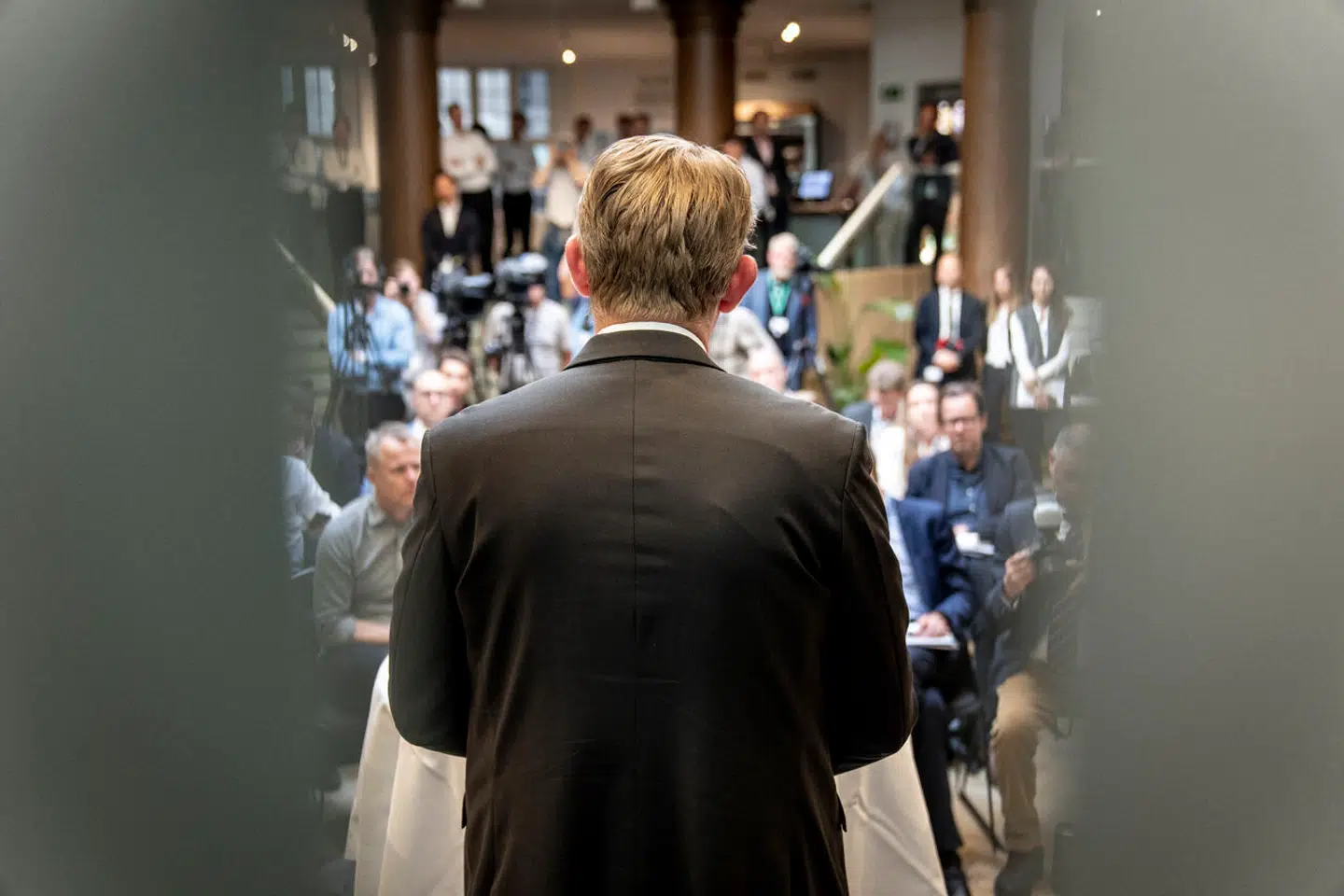 Fungerende forsvarsminister Troels Lund Poulsen (V) præsenterede regeringens udspil til et nyt forsvarsforlig på et pressemøde i Forsvarsministeriet i tirsdags.