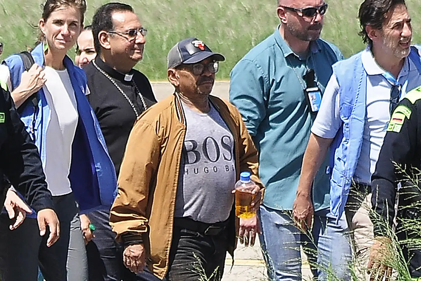 Luis Manuel Diaz (i midten), far til Liverpool-spilleren Luis Diaz, er torsdag blevet frigivet af kidnappere.