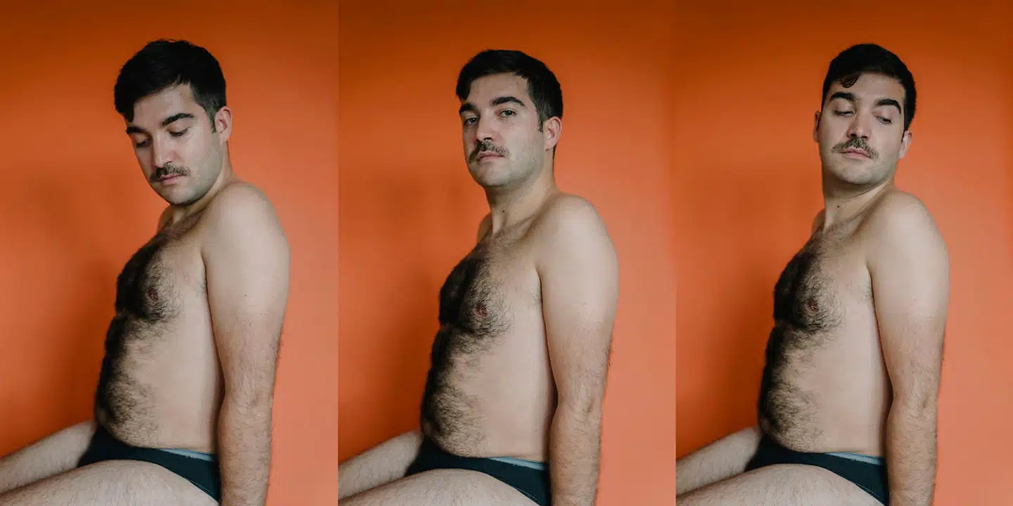 31-årige Fábio Carapinha arbejder til daglig i Mærsk, men henover sommeren har han medvirket i en kropspositiv modekampagne.