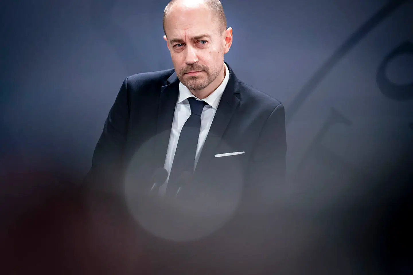 Sundheds- og ældreminister Magnus Heunicke (S) skal sikre opbakning til en ny epidemilov inden marts. Nu vil en række partier have kompensation til virksomheder inddraget i loven. Arkivfoto: Mads Claus Rasmussen/Ritzau Scanpix