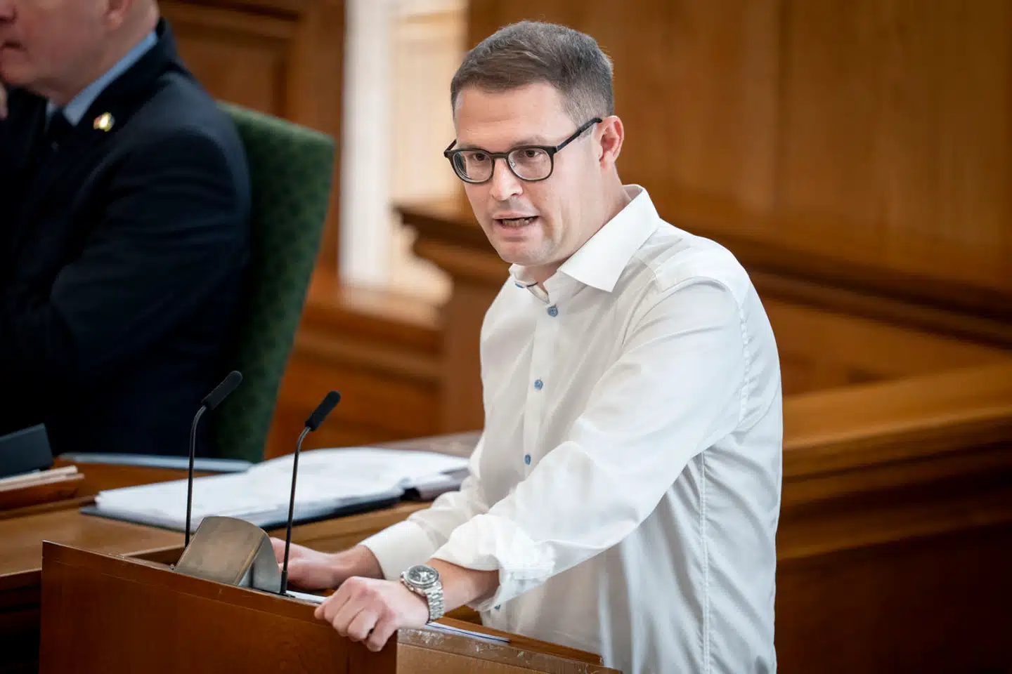 »Faktum er, at Socialdemokratiske politikere og topembedsmænd i centraladministrationen opfører sig som den herskende klasse, den nye 'adel',« skriver Fillippa Gottlieb.