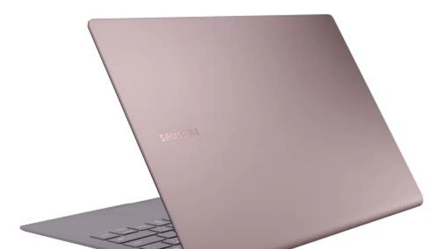 Samsung er vendt tilbage til det danske PC-marked med sin bærbare Galaxy Book S. Foto: Samsung