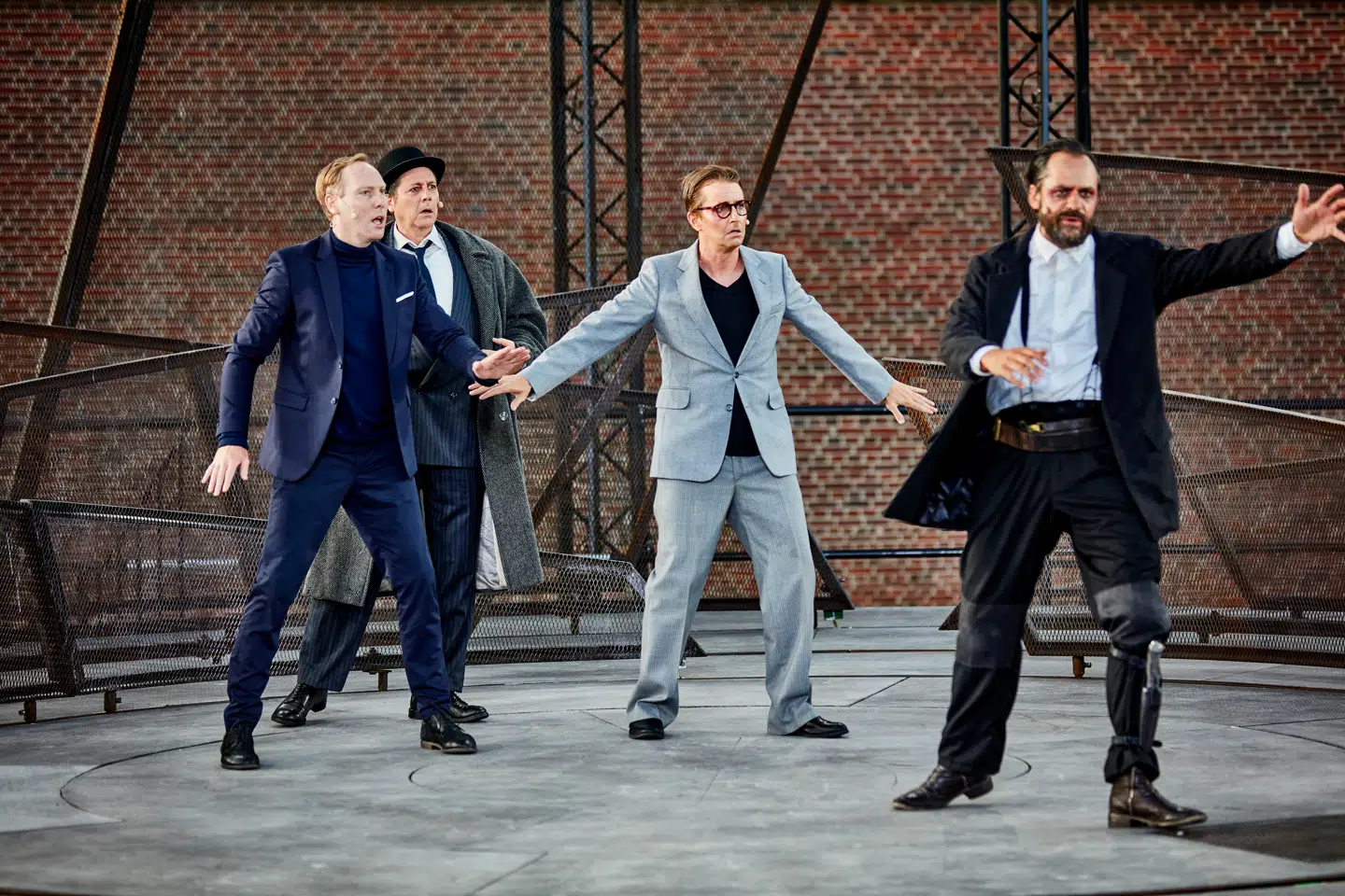 Keith Dunphy plus Tony Bell, Mads Knarreborg og Casper Crump i Richard III. Foto: Bo Nymann