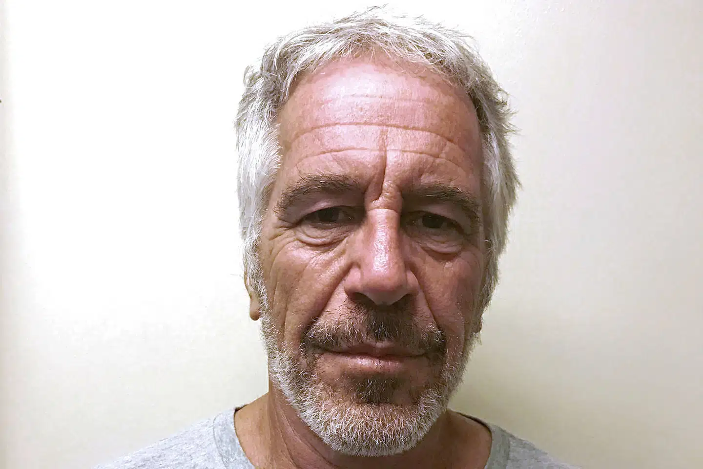 Arkivfoto. Jeffrey Epstein blev 28. marts 2017 fotograferet til en liste over sexforbrydere. Han er i årevis blevet anklaget for seksuelle forbrydelser.