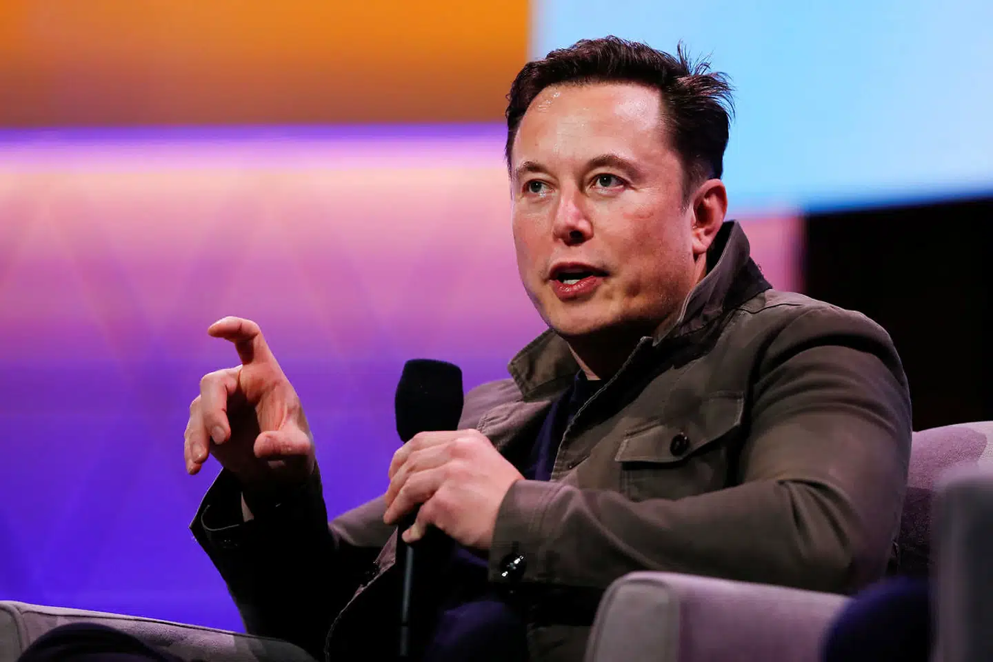 Elon Musk er kendt som en mand, der har meget på hjerte i offentligheden, når det kommer til teknologi og iværksættervirksomheder. Det er ikke anderledes i diskussionen om kunstig intelligens.