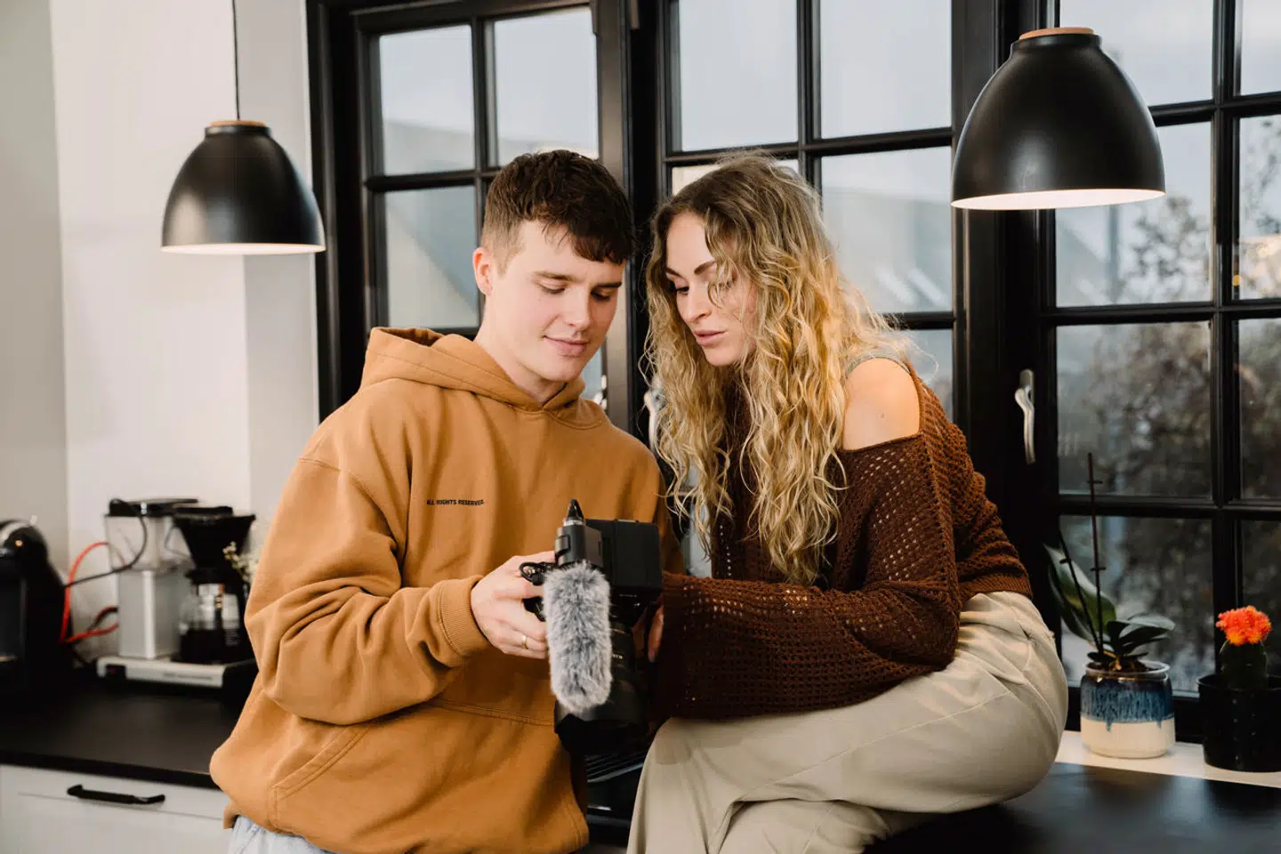 Mika Schultz og konen, Jasmin Lind, er nogle af de mest populære influencere i landet.