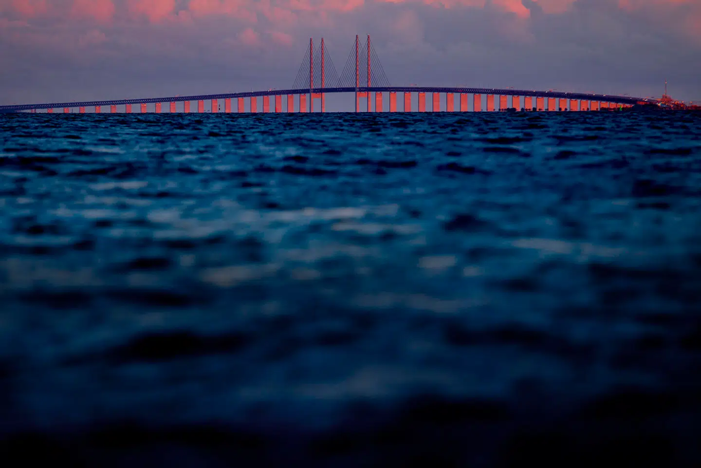 Cirka 60 procent af den olie, som Rusland eksporterer i skibe, sejler gennem Øresund.