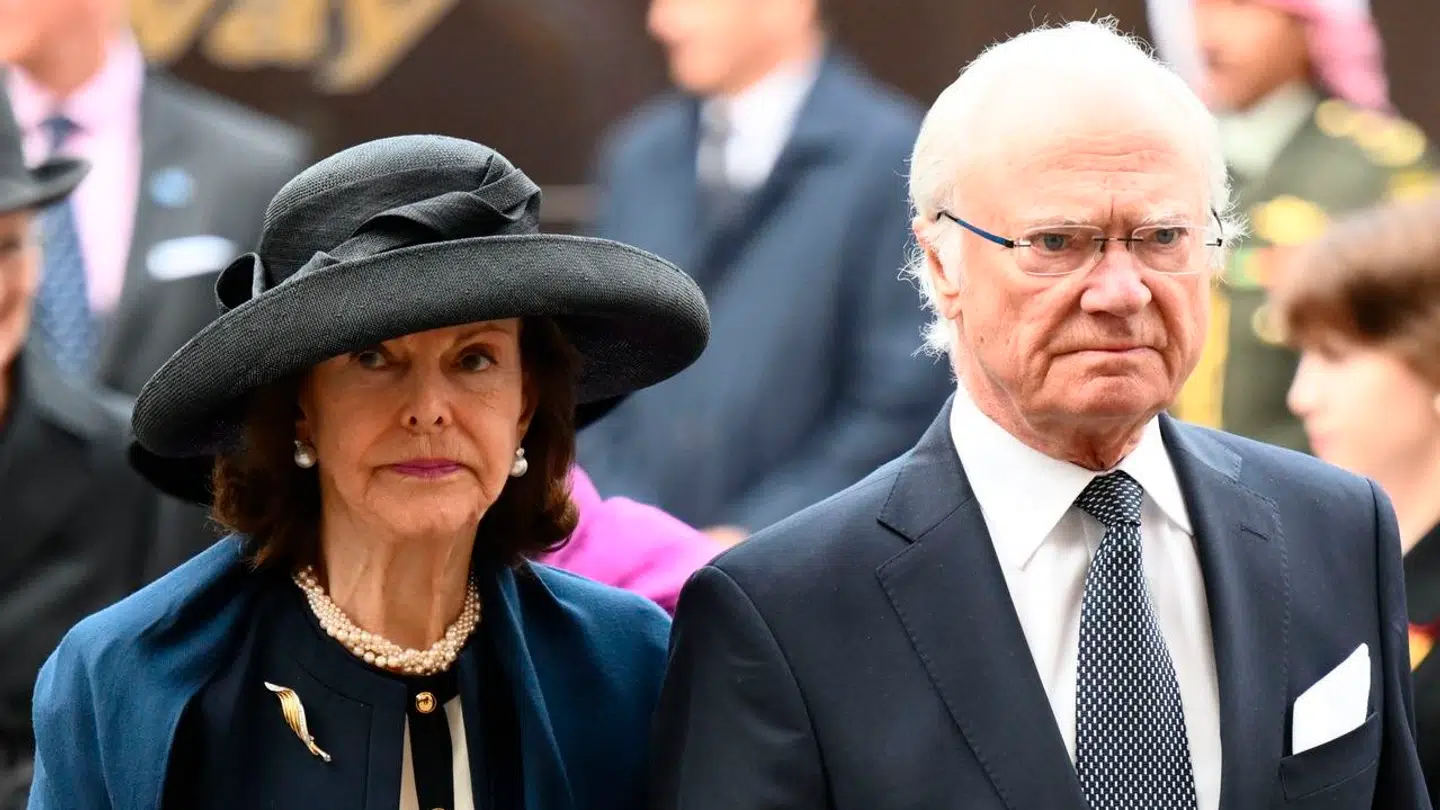 Det svenske kongepar, dronning Silvia og kong Carl Gustaf, blev mistænkt for at have gemt Patrick Sommerlath på deres private residens. Det benægter han nu selv.