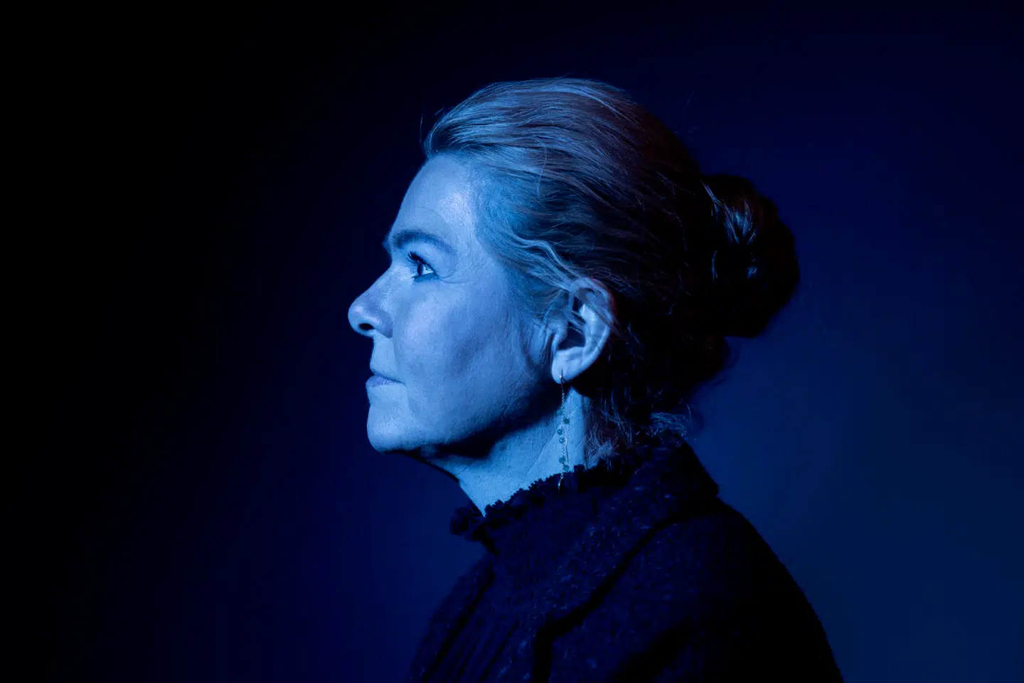 Danmarksdemokraternes politiske metode er at vække vrede og forargelse over et emne for dernæst at fremstille sig selv som den fremmeste eksponent for modstanden mod emnet, skriver Ida Auken om Inger Støjbergs parti.