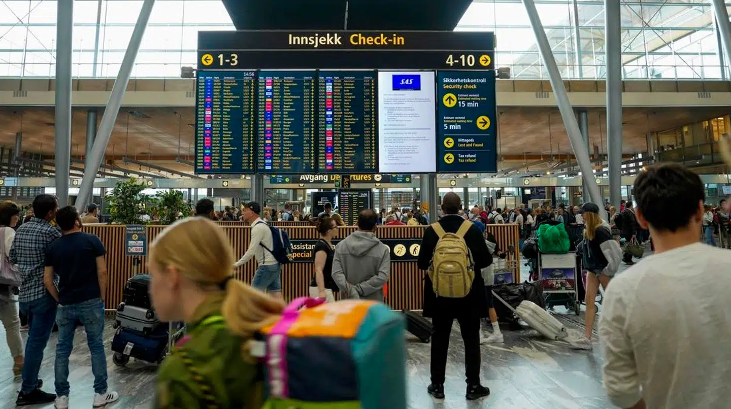 En del af det overskud, som kommer ind på driften af Oslo Lufthavn, Gardermoen, bliver brugt på at sikre, at mindre lufthavne andre steder i Norge kan vedblive at fungere og leve.