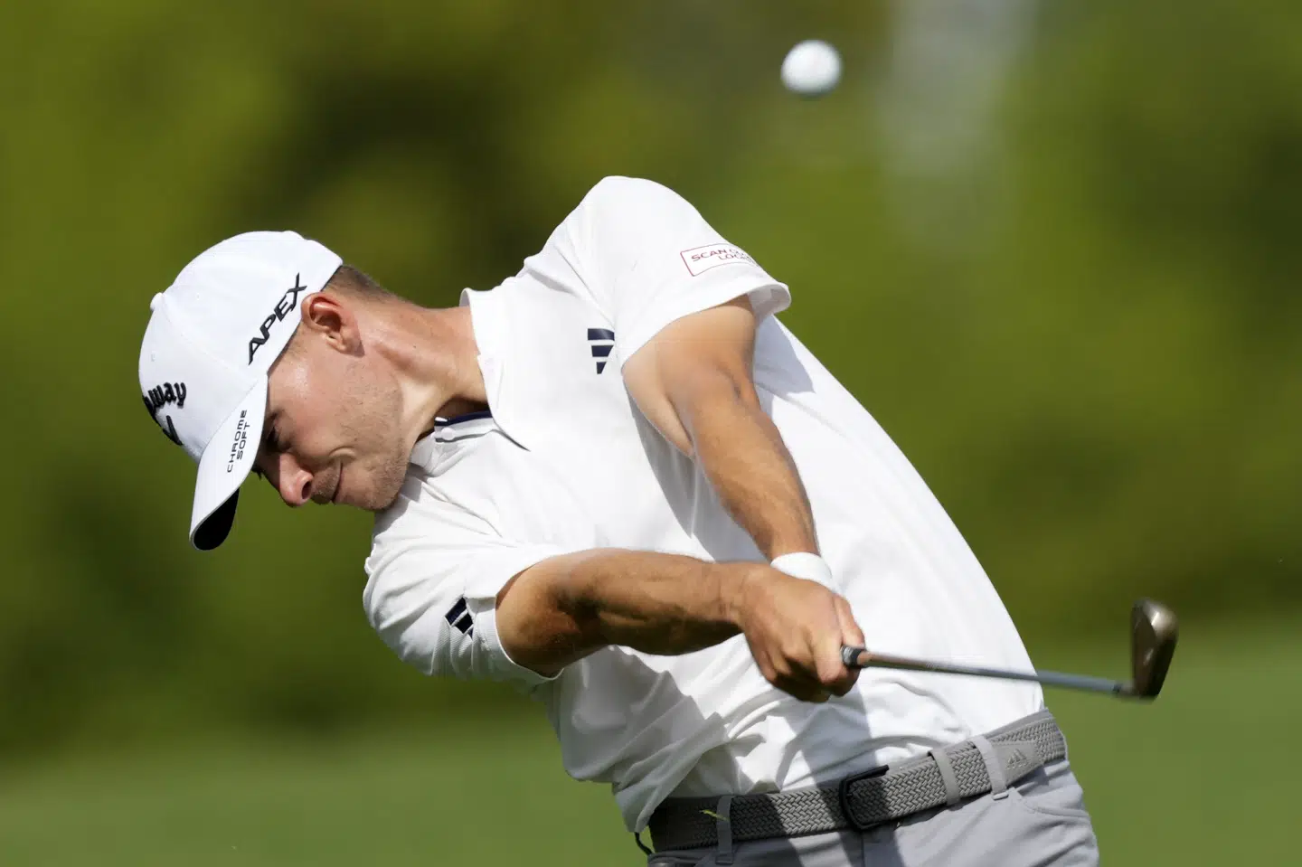 Nicolai Højgaard er alene i spidsen for DP World Tour Championship efter to runder.