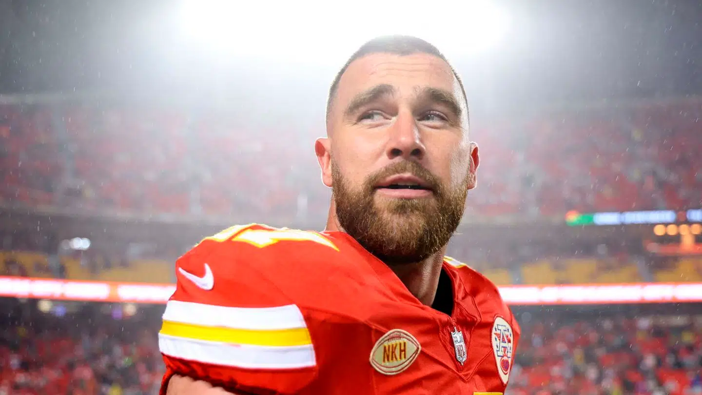 Kelce er gået fra berømt sportsstjerne til at være en del af USAs mest omtalte par.