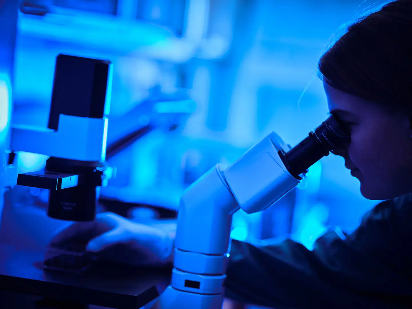 Forskning og videnskab er for vigtigt til at blive overladt til forskningspolitikere i rituelle øvelser hvor man flytter lidt rundt på pengene fra år til år. Det skriver Kaare Nielsen og Jeppe Kofod.